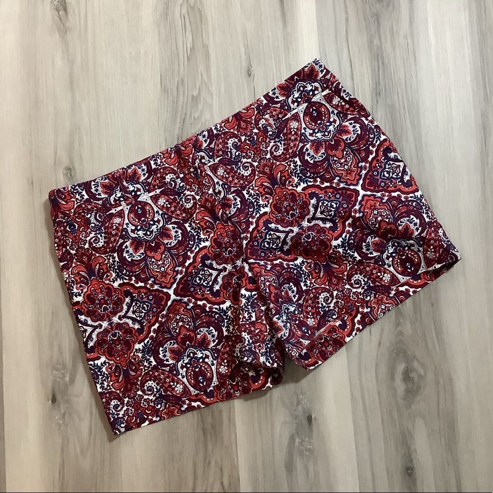 SAINT TROPEZ WEST SHORTS SIZE 10 🌞